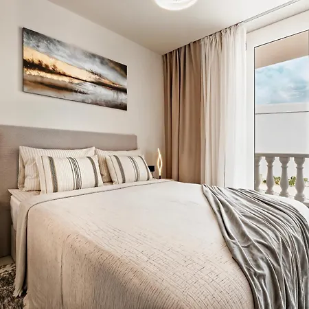 Designer Oasis - Cristianos Daire Arona (Tenerife)